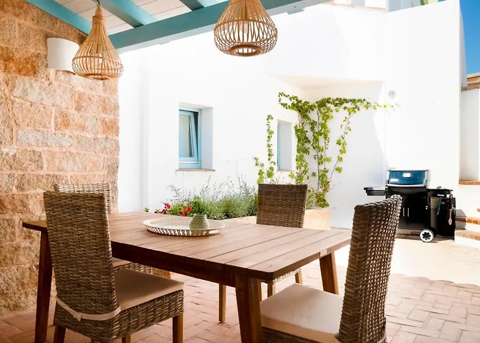 Casa Le Rocce Apartment *